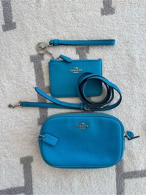 Coach Teal Pebbled Leather Crossbody Set with Wristlet & Card Case